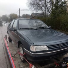 Peugeot 405